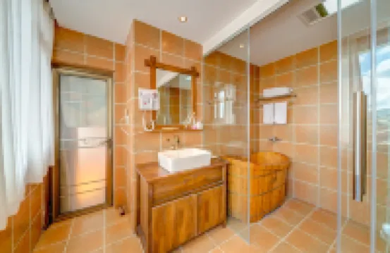 Lijiang Shuhe Old Town Yafei Snow Mountain Dream Homestay