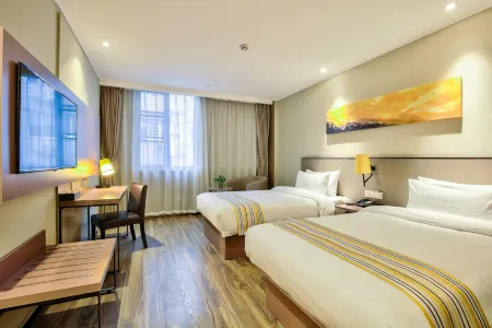 Homeinn Plus Hotels(North Square of Tianyi Pavilion Railway Station, Ningbo)