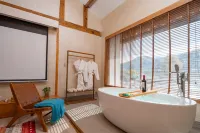 Lugu Huzi yueshanshe Inn Hotels in Ninglang Yi