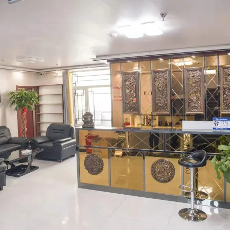 Yongdeng Yueju Business Hotel
