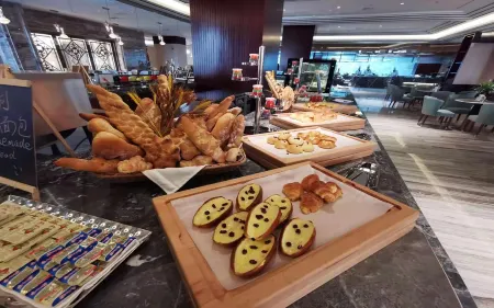 Jinling Grand Hotel Отели в г. Баоин