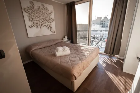 CconfortHotels R&B Cavour Отели рядом с достопримечательностью «Университет Бари»