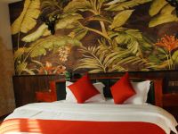 成都秘密花园主题酒店 - 热带雨林圆床房