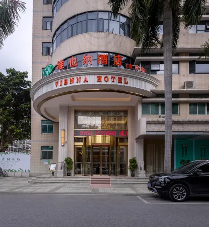 Vienna Hotel (Qingyuan Shunying Times Square City Hall Branch) Отели рядом со станцией Qingyuan Railway Station