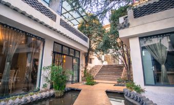 Liangshan Prefecture Danruoer Homestay