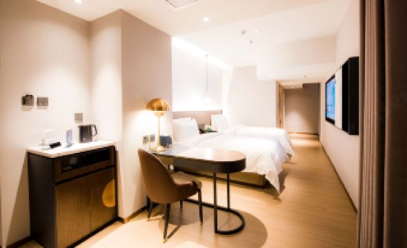 Yitel (Beijing TiananmenWangfujing Subway Station)