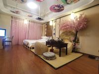 金华诺亚丁公寓 - 日式观影大床房