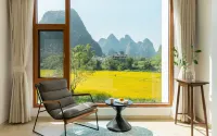 Yuetian Life Hotel (Yangshuo Shili Gallery Yulong River Branch) - Mountain view