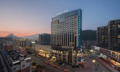 Qingyuan Mingyue Grand Hotel