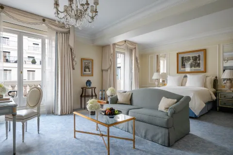 Four Seasons Hotel George V Paris