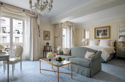 Four Seasons Hotel George V Paris