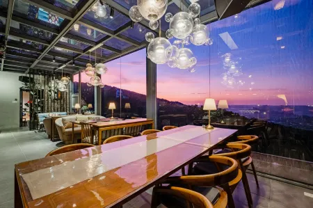 Cloud Inn Отели в г. Шанлинь