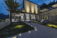 Wan Feng Lin QingChenMuYun, south-west Guizhou