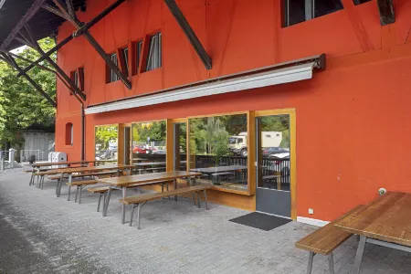 Baden Youth Hostel Отели в г. Нойенхоф