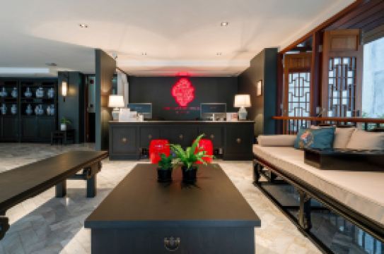 โรงแรมเดอะ แลนเทิร์น หาดใหญ่