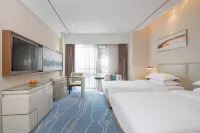 Yuejiang Hotel (Wanda Plaza Xuefu Avenue East Subway Station Branch) Hotels near Nanchang West Railway Station