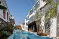 A PLACE HOTEL