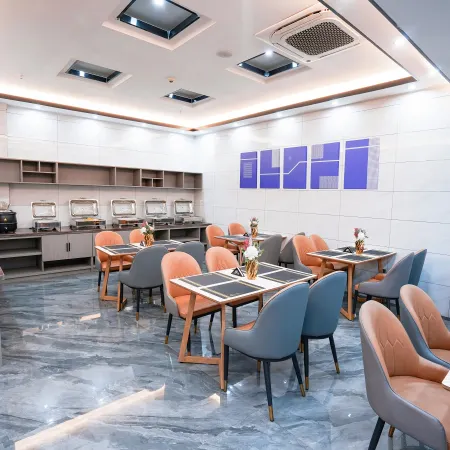 Homeinn · Aifeel Hotel (Lushui Nujiang Bridge Liuku National Stadium)
