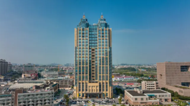 INFINITE SHINE HOTEL Hotels near Xiaolong Park