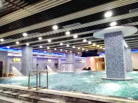 E-long Rayyon Hotel (Meizhou Fengshun Jiabaihui Hot Spring) - Pools