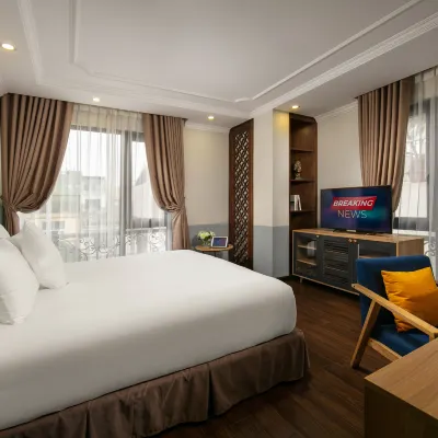 C'bon Hotel Do Quang Отели рядом с достопримечательностью «Университет Естествознания»