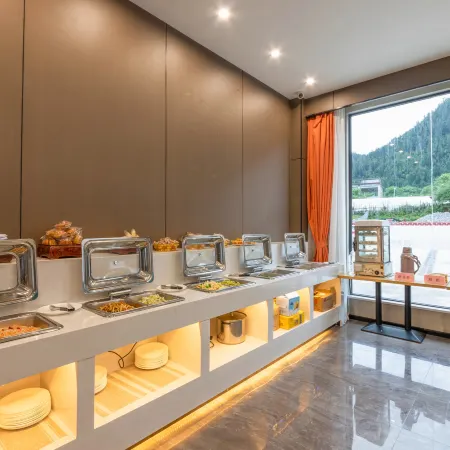 senji hotel