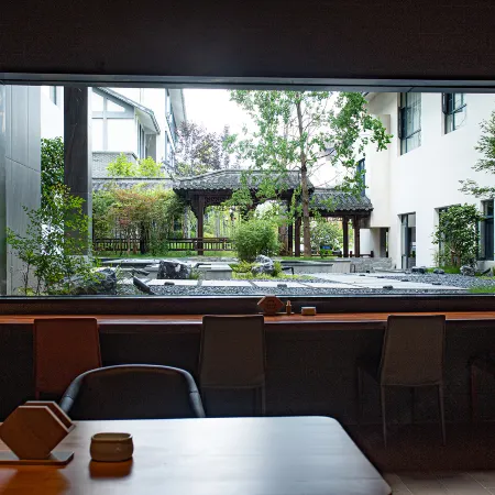 Dexing Huami Courtyard Hotel