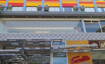 Travelite Hotel Legarda