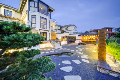 In Mount Jiuhua Các khách sạn ở Thanh Dương