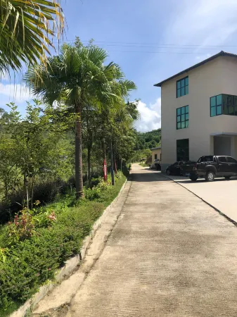 Zijin Jinguang Ecological Park Отели рядом с достопримечательностью «Hot Spring»