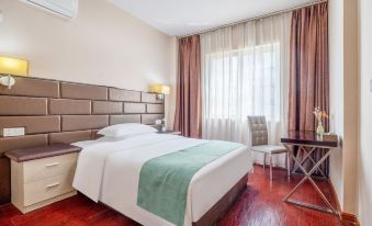 Jun Du Business Hotel (Lugu International Industrial Park Changfeng Subway Station)