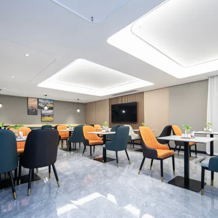 Country Inn & Suites by Radisson Hotel (Hong'an Jingji Kaifaqu)