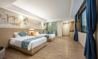 YAS Hotel