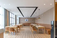 Earl Family Hotel (Changxing Central Plaza) - Esports