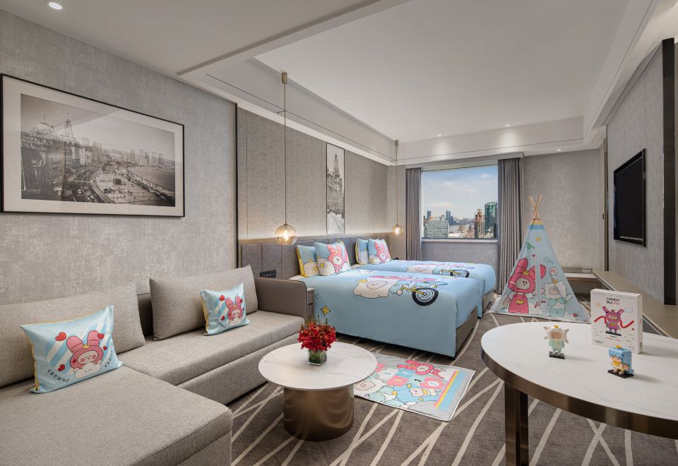 크라운 플라자 수영장