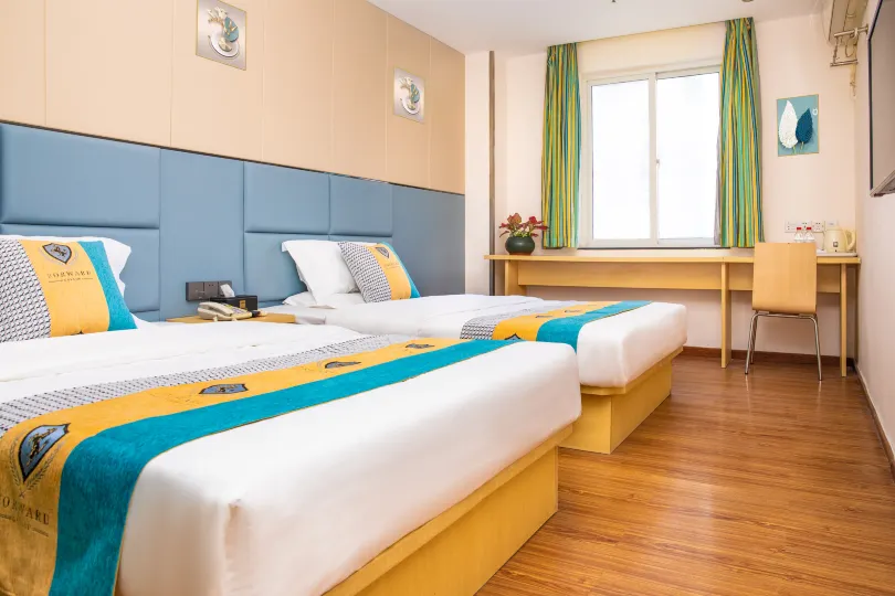 Holiday Inn Tuwo (Shenzhen Tangwei Lixinhu Park)
