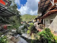 Chaiyapol Homestay