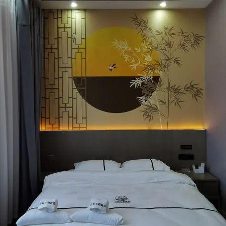 Spruce Theme Hotel Yongsheng