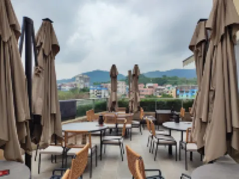 雲山·觀山美宿（廣州東站梅花園地鐵站店）