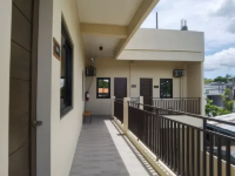 Ys Rezidenzia Suites Hoteles en Daraga