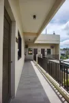 Ys Rezidenzia Suites Hotels in Daraga
