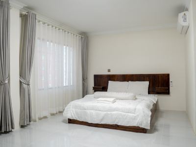 Empire House Phnom Penh