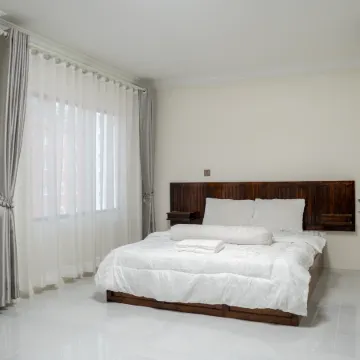 Empire House, Phnom Penh Отели рядом с достопримечательностью «Торговый Центр Сория»