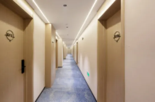 Starway Hotel (Xingtai Ningjin Jinglong Street Tianyi Plaza)