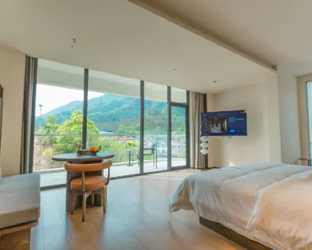 Xiandao Lake International Hot Spring Resort Hotels in Yangxin