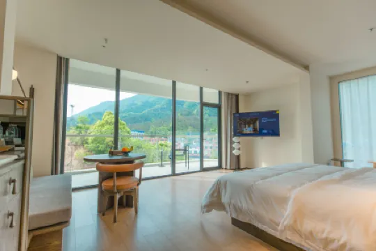 Xiandao Lake International Hot Spring Resort