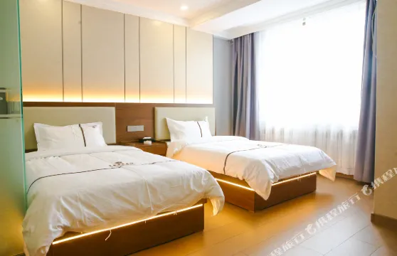 準格爾旗東鑫商務賓館（薛家灣汽車站店）