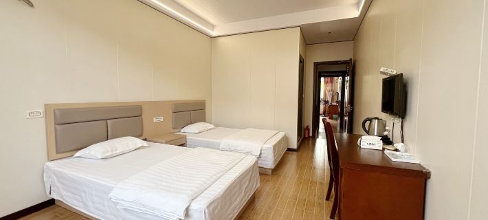 Golden Bay 38 Homestay Hotels in Cangnan