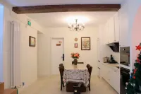 Qianyuxian Courtyard Homestay (Millennium City Park)