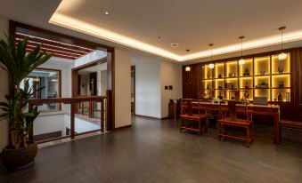 Five Happiness Residence Courtyard (Nitori Datong Gucheng)